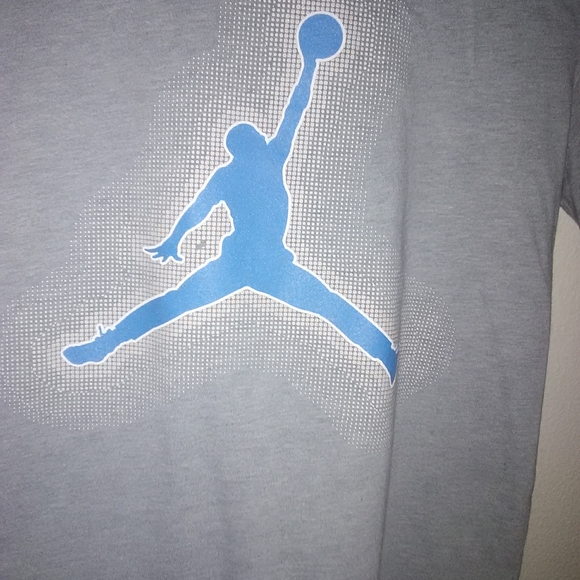 Air Jordan boy's short sleeve T-shirts - Picture 3 of 7